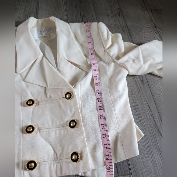Lord & Taylor Vintage White Double Breasted Old Money Gold Button Blazer Size 14 - Picture 7 of 10